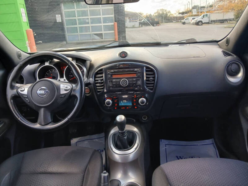 2012 Nissan JUKE SV