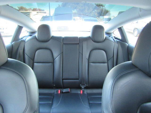 2019 Tesla Model 3 Standard Range