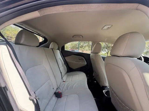 2013 Kia Rio 5-Door LX