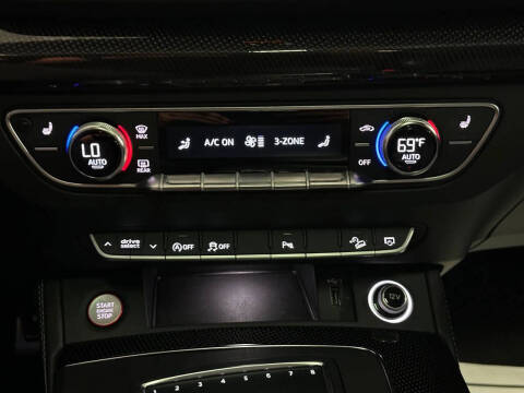 2020 Audi SQ5 3.0T quattro Premium Plus