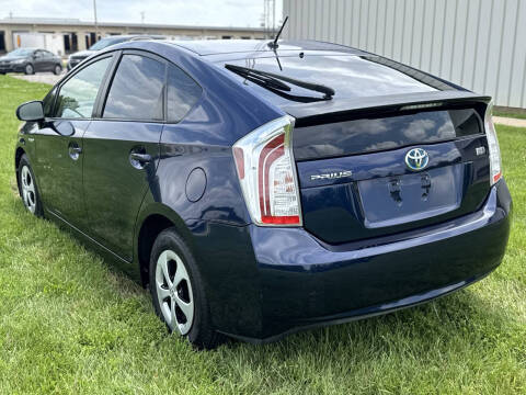 2012 Toyota Prius Two