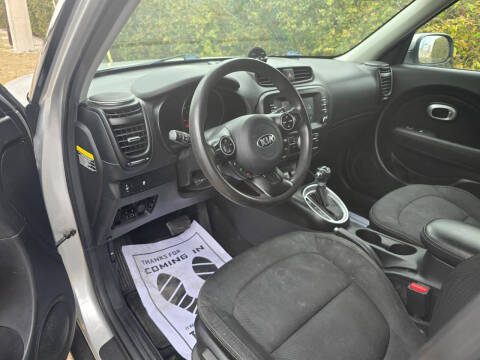 2019 Kia Soul +