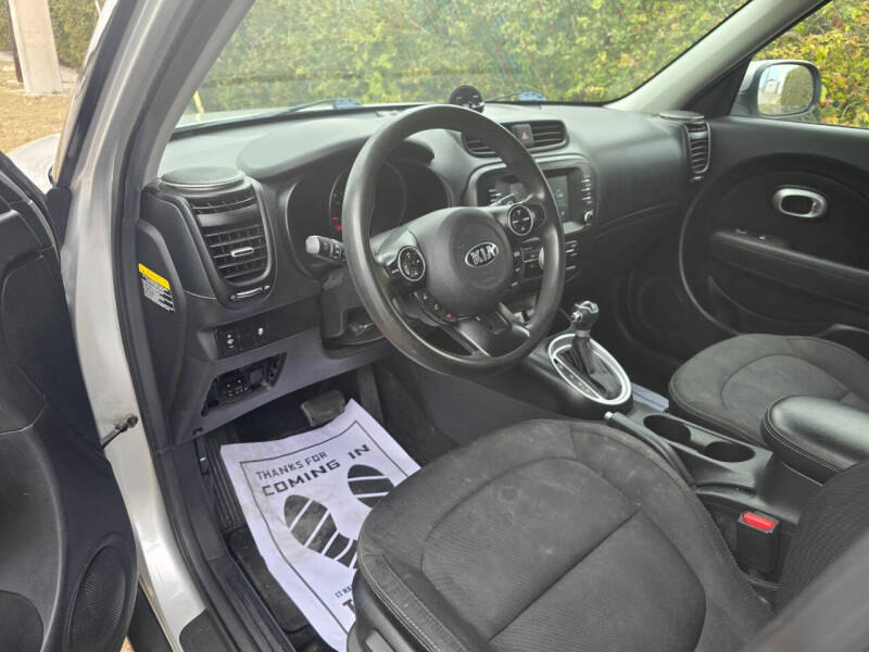 2019 Kia Soul +