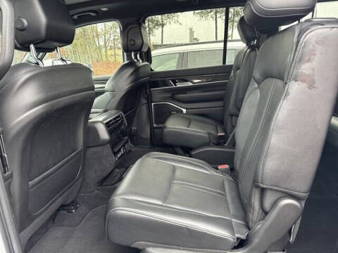 2022 Jeep Wagoneer Series II