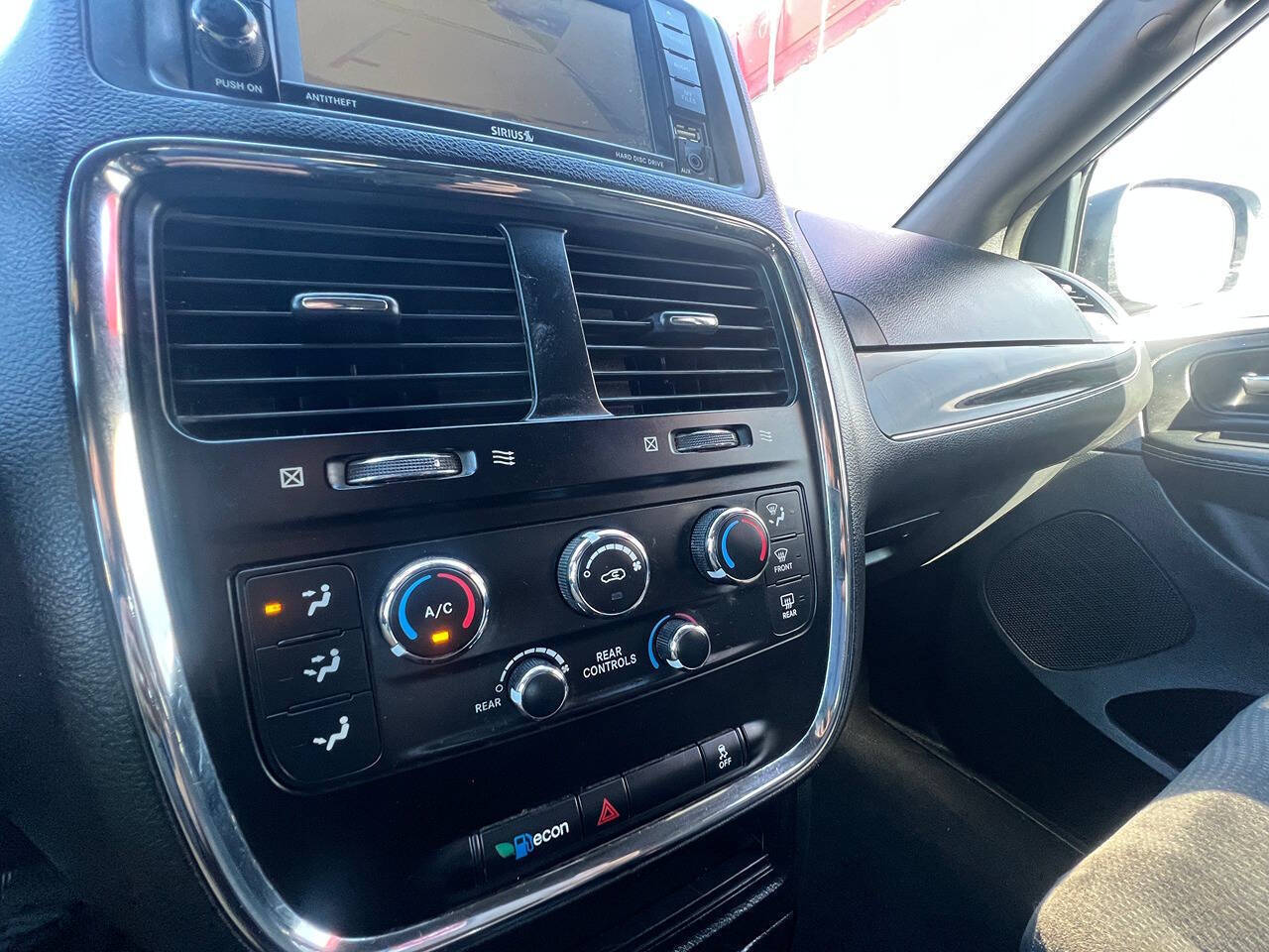Gray 2018 Dodge Grand Caravan SE Plus SE Plus 4dr Mini-Van 26