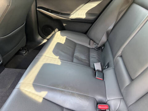 2016 Lexus IS 200t