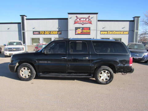 2004 Cadillac Escalade ESV for sale at CarzCentral in Estherville IA