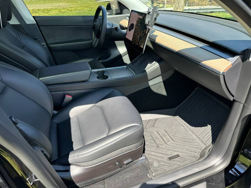 2022 Tesla Model Y Long Range