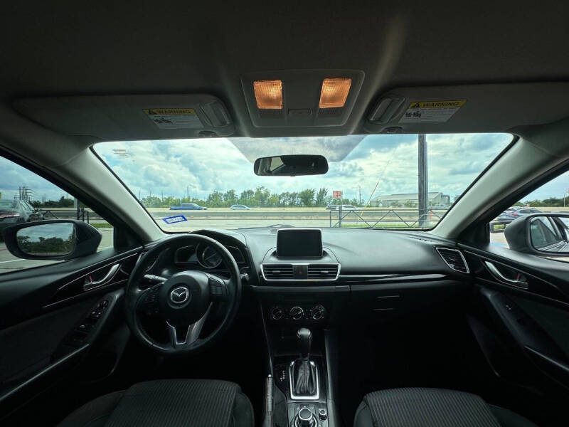 2015 Mazda MAZDA3 i Touring