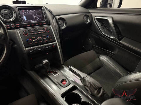 2010 Nissan GT-R Premium