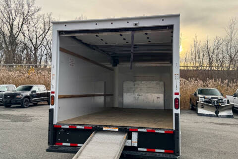 2024 Ford E-Series E-350 SD