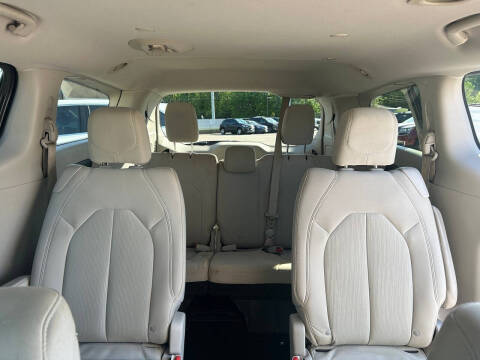 2017 Chrysler Pacifica Touring