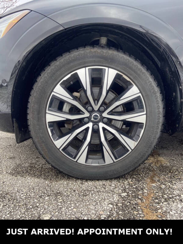 2023 Volvo XC60 B5 Plus Bright Theme