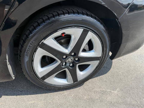 2017 Toyota Prius Three Touring