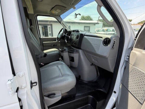 2014 Ford E-Series E-250