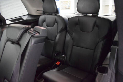 2020 Volvo XC90 T5 Momentum