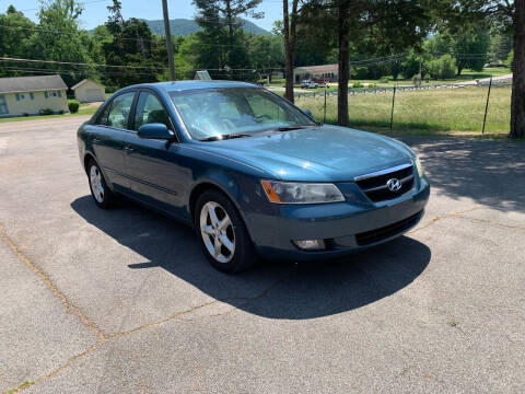 2007 Hyundai Sonata for sale at TRAVIS AUTOMOTIVE in Corryton TN