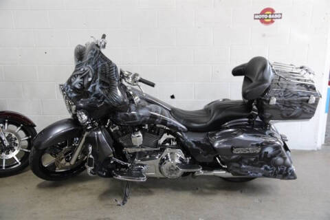 2011 Harley-Davidson CVO STREET