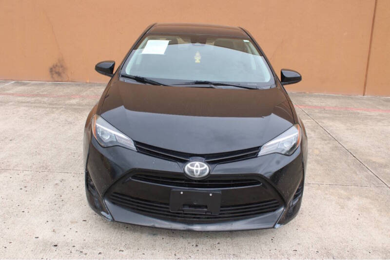 2019 Toyota Corolla LE photo 5