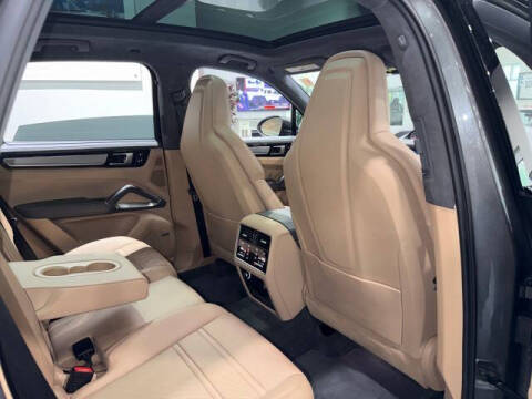 2020 Porsche Cayenne Turbo
