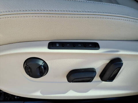 2018 Volkswagen Passat 2.0T SEL Premium