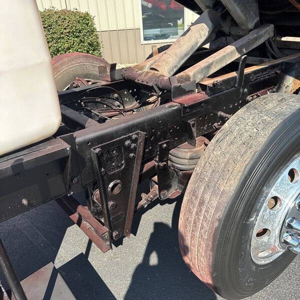 2008 Kenworth T300 asphalt patch truck