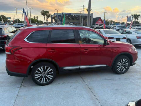 2020 Mitsubishi Outlander SEL