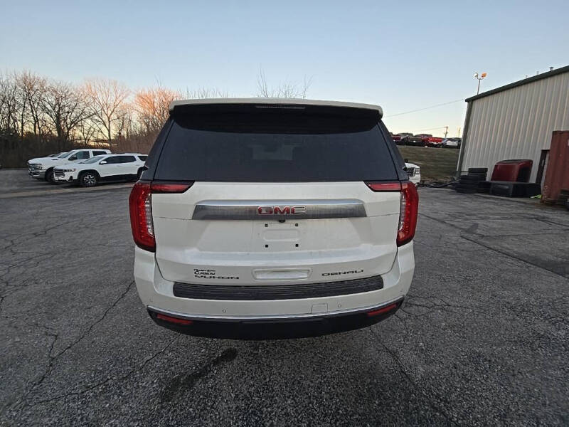 2023 GMC Yukon Denali