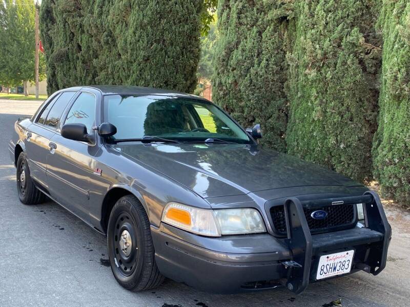 2005 Ford Crown Victoria for sale at River City Auto Sales Inc in West Sacramento CA