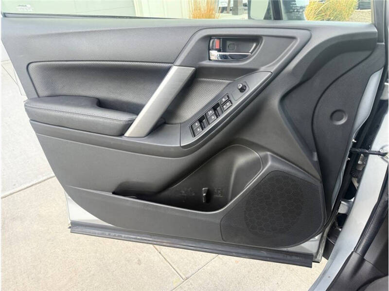 2014 Subaru Forester 2.5i Limited