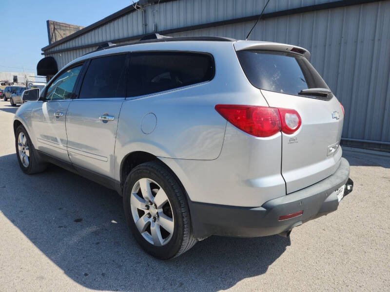 2011 Chevrolet Traverse LTZ