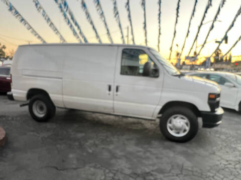 2010 Ford E-Series E-250