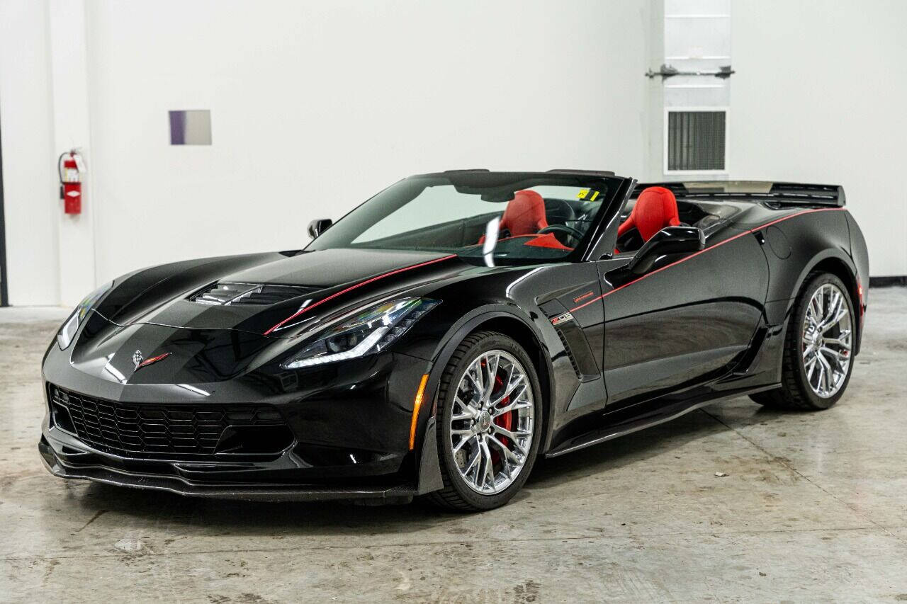 2015 CHEVROLET Corvette Convertible - $56,999