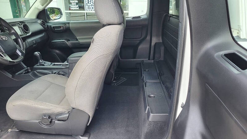 2017 Toyota Tacoma SR5