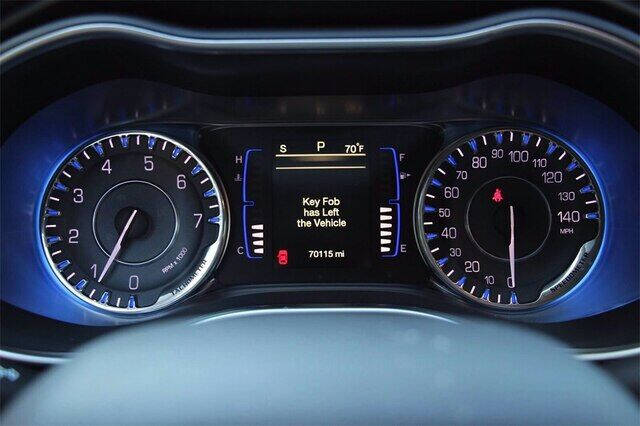 2016 Chrysler 200 Limited