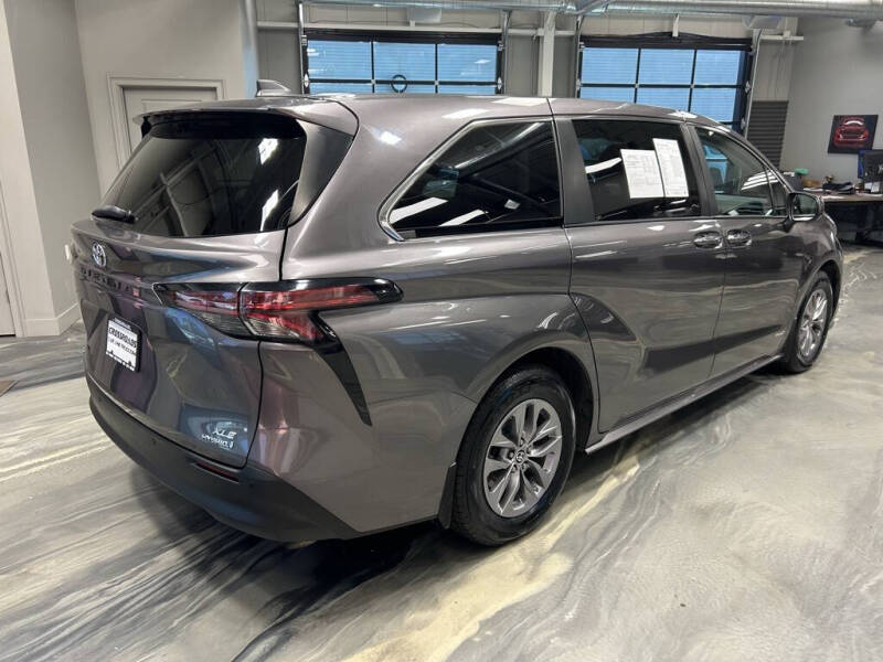 2021 Toyota Sienna XLE 7-Passenger