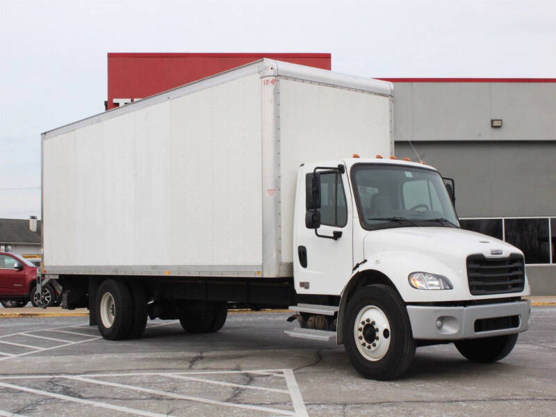 2024 Freightliner M2 106