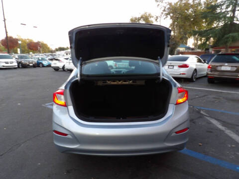 2017 Chevrolet Cruze LS Manual