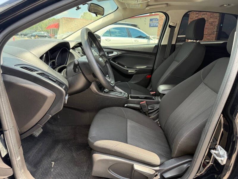 2017 Ford Focus SEL
