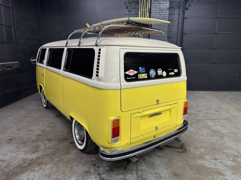 1973 Volkswagen Bus