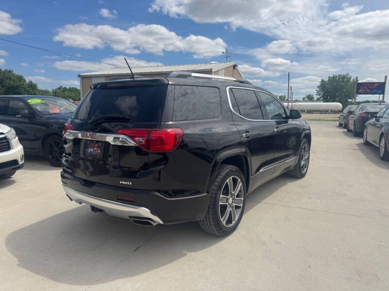 2019 GMC Acadia Denali