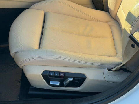 2018 BMW 3 Series 330i