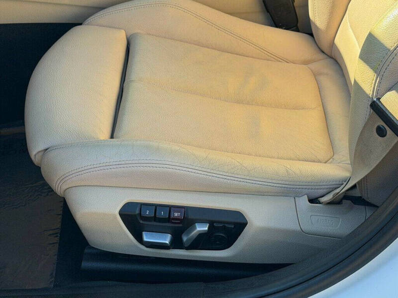 2018 BMW 3 Series 330i