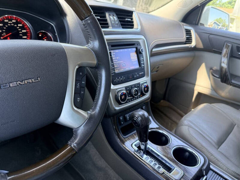 2014 GMC Acadia Denali
