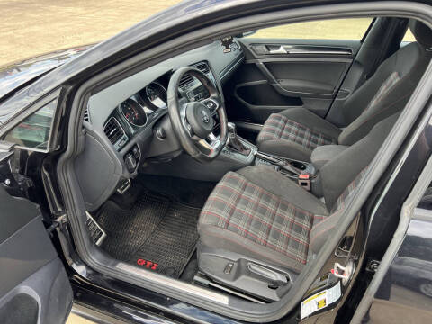 2017 Volkswagen Golf GTI S