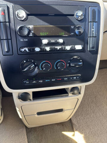 2004 Ford Freestar SES