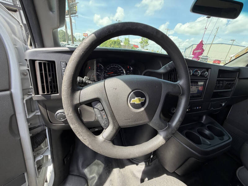 2021 Chevrolet Express 2500