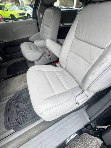 2019 Toyota Sienna