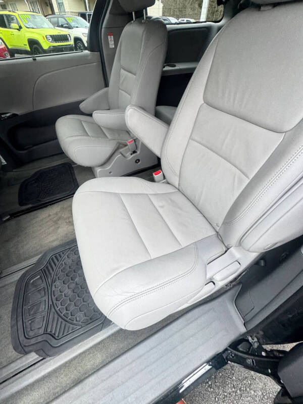 2019 Toyota Sienna