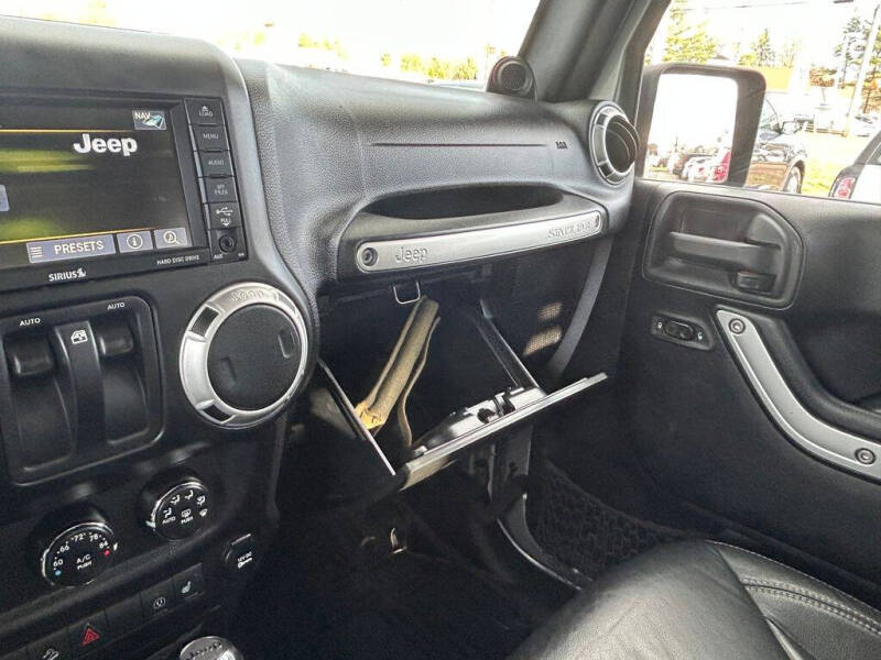 2014 Jeep Wrangler Sahara